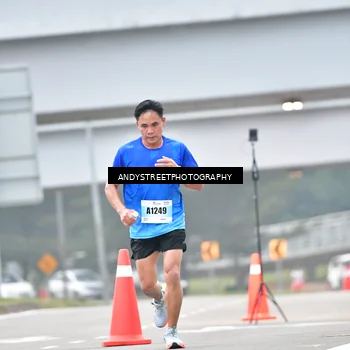 Runner Photo 7214912