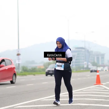 Runner Photo 7214980
