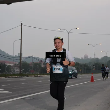 Runner Photo 7214981