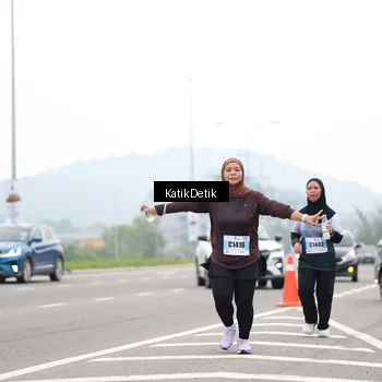Runner Photo 7215000