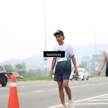 Runner Photo 7215047