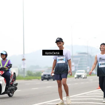 Runner Photo 7215071