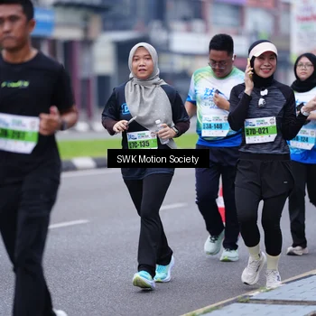 Runner Photo 7215103