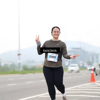 Runner Photo 7215120