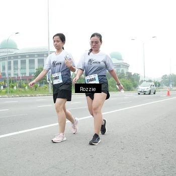 Runner Photo 7215146