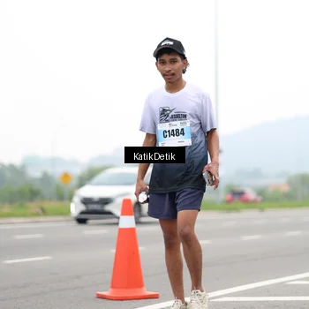 Runner Photo 7215148