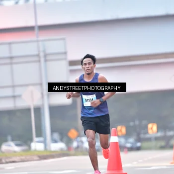 Runner Photo 7215195
