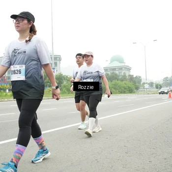Runner Photo 7215198