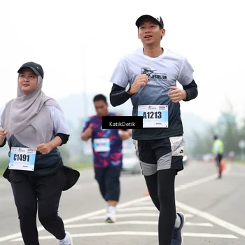 Runner Photo 7215238