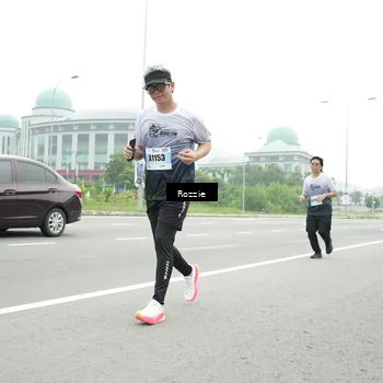Runner Photo 7215242