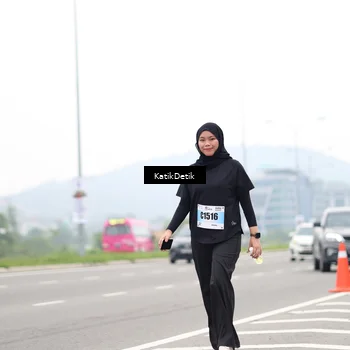 Runner Photo 7215248