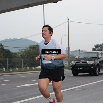 Runner Photo 7215249