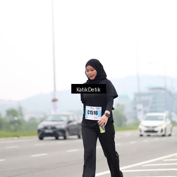Runner Photo 7215251