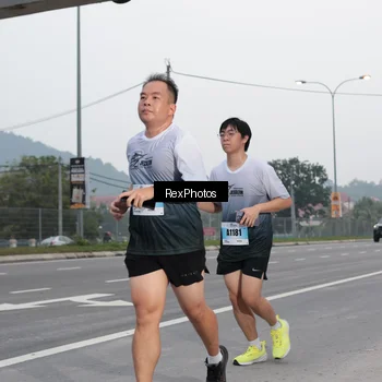 Runner Photo 7215373