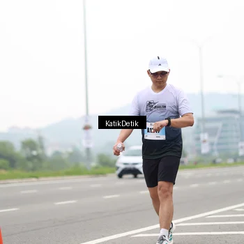 Runner Photo 7215377