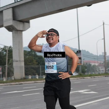 Runner Photo 7215399