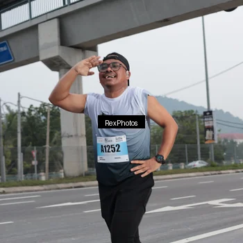 Runner Photo 7215402