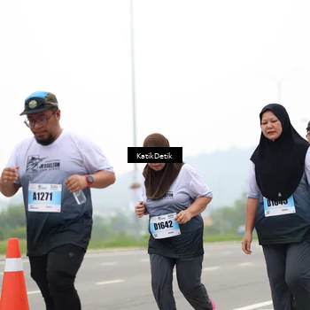 Runner Photo 7215488