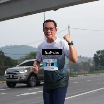 Runner Photo 7215496