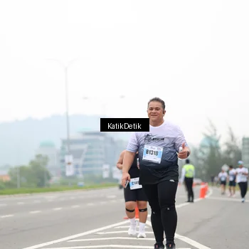 Runner Photo 7215506