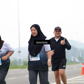 Runner Photo 7215555