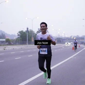 Runner Photo 7215594