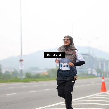 Runner Photo 7215599