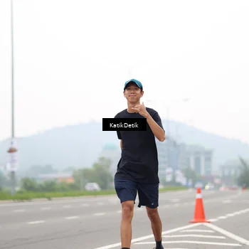 Runner Photo 7215602