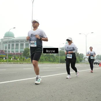 Runner Photo 7215628