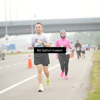 Runner Photo 7215653