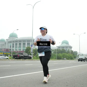 Runner Photo 7215663