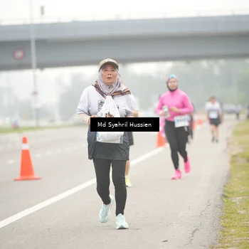 Runner Photo 7215678