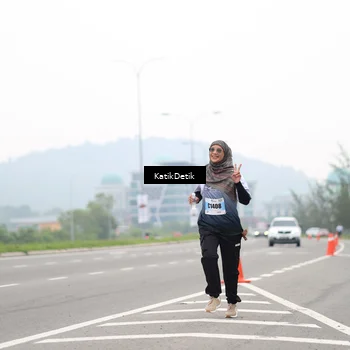 Runner Photo 7215694