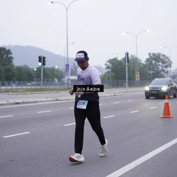 Runner Photo 7215704