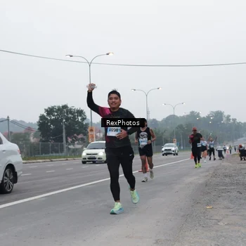 Runner Photo 7215705