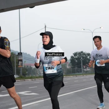 Runner Photo 7215708