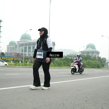 Runner Photo 7215712