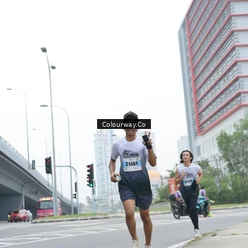 Runner Photo 7215714
