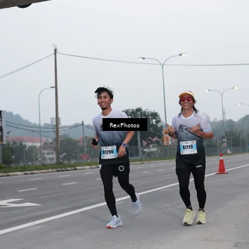 Runner Photo 7215796
