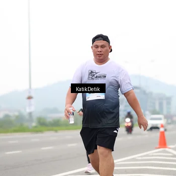 Runner Photo 7215813