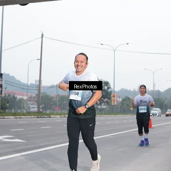 Runner Photo 7215851