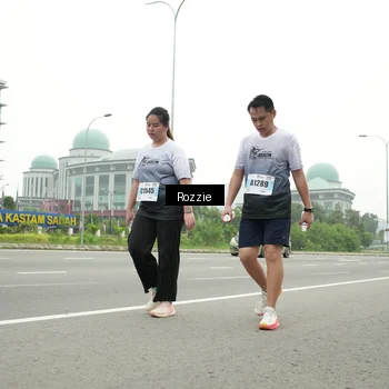 Runner Photo 7215872