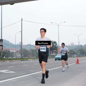 Runner Photo 7215945