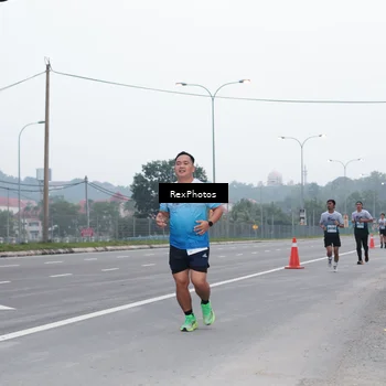 Runner Photo 7215991