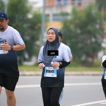 Runner Photo 7216024