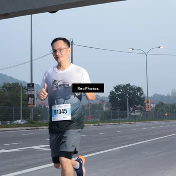 Runner Photo 7216280