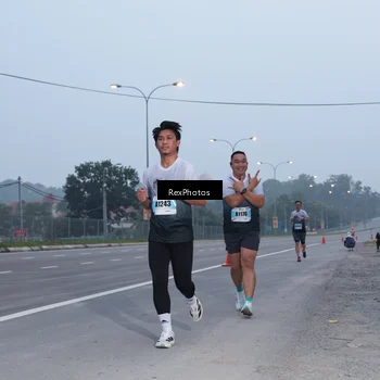 Runner Photo 7216319