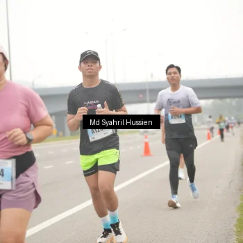 Runner Photo 7216330