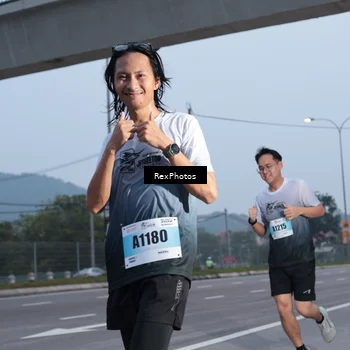 Runner Photo 7216358