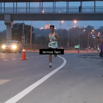 Runner Photo 7216410